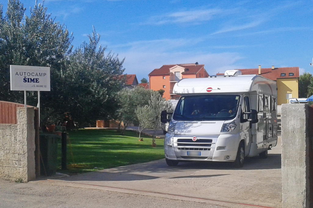 Autocampi.si