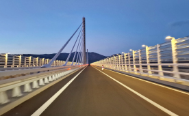 Pelješki most odprt – kako izgleda vožnja po njem (video)