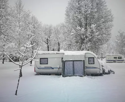 Zimsko kampiranje -kamp Danica Bohinj