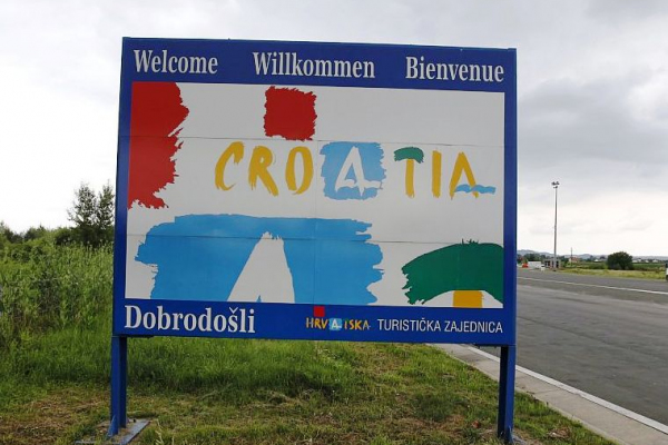 Koronavirus: Hrvaška sprošča meje za lastnike nepremičnin in plovil